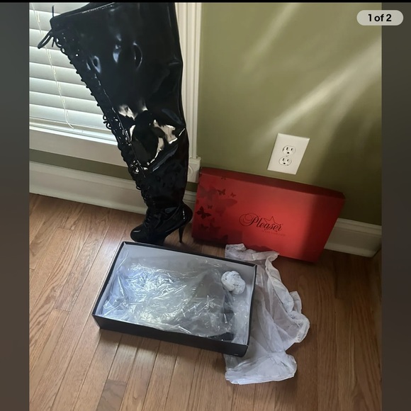 Pleaser Boots - Picture 2 of 2